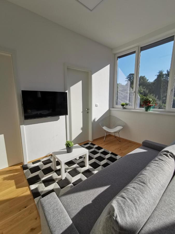 Apartmaji Egis Koper Bagian luar foto
