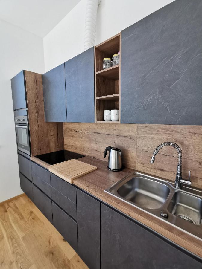 Apartmaji Egis Koper Bagian luar foto